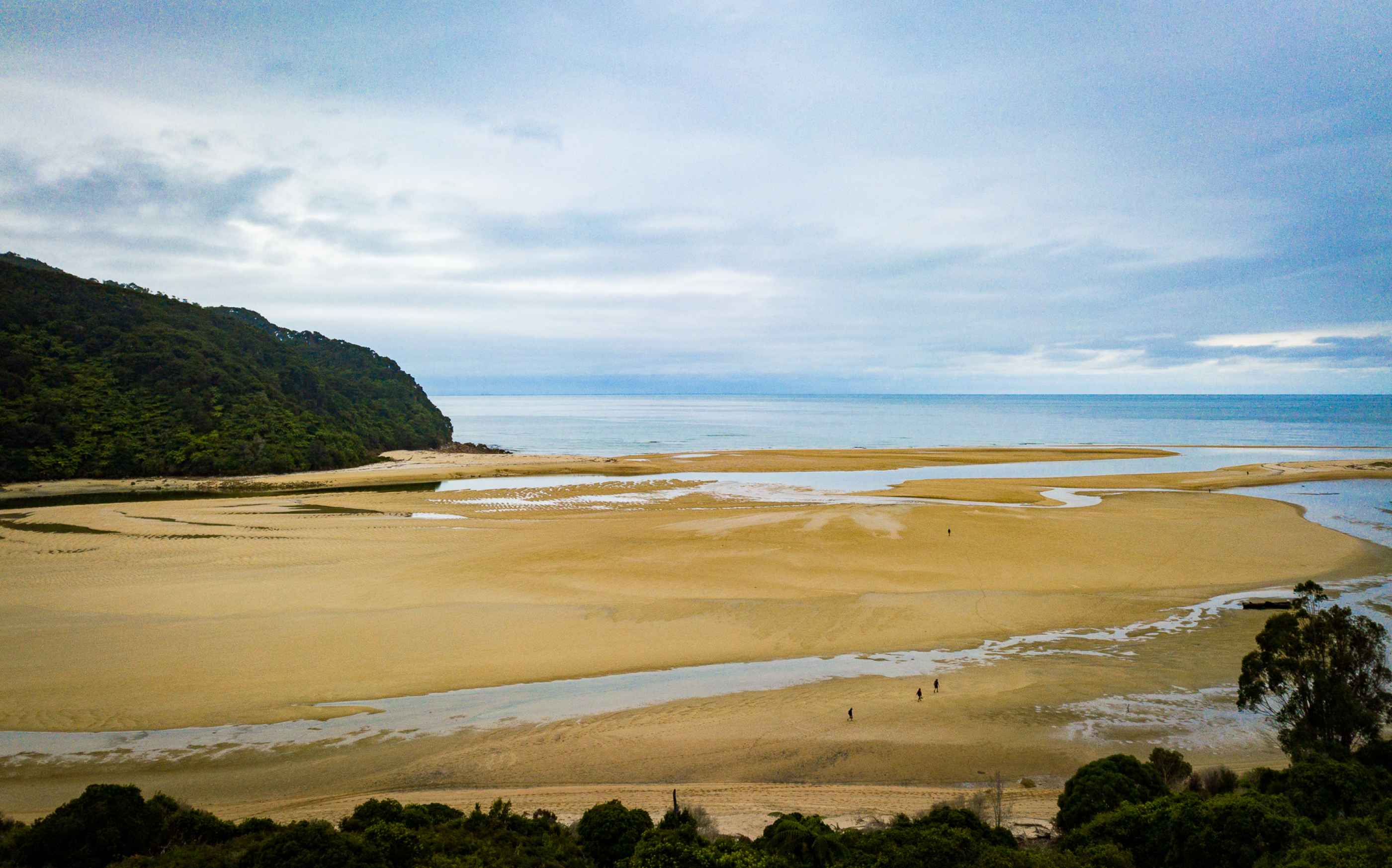 Vue en drone de l'Abel Tasman Coast Track