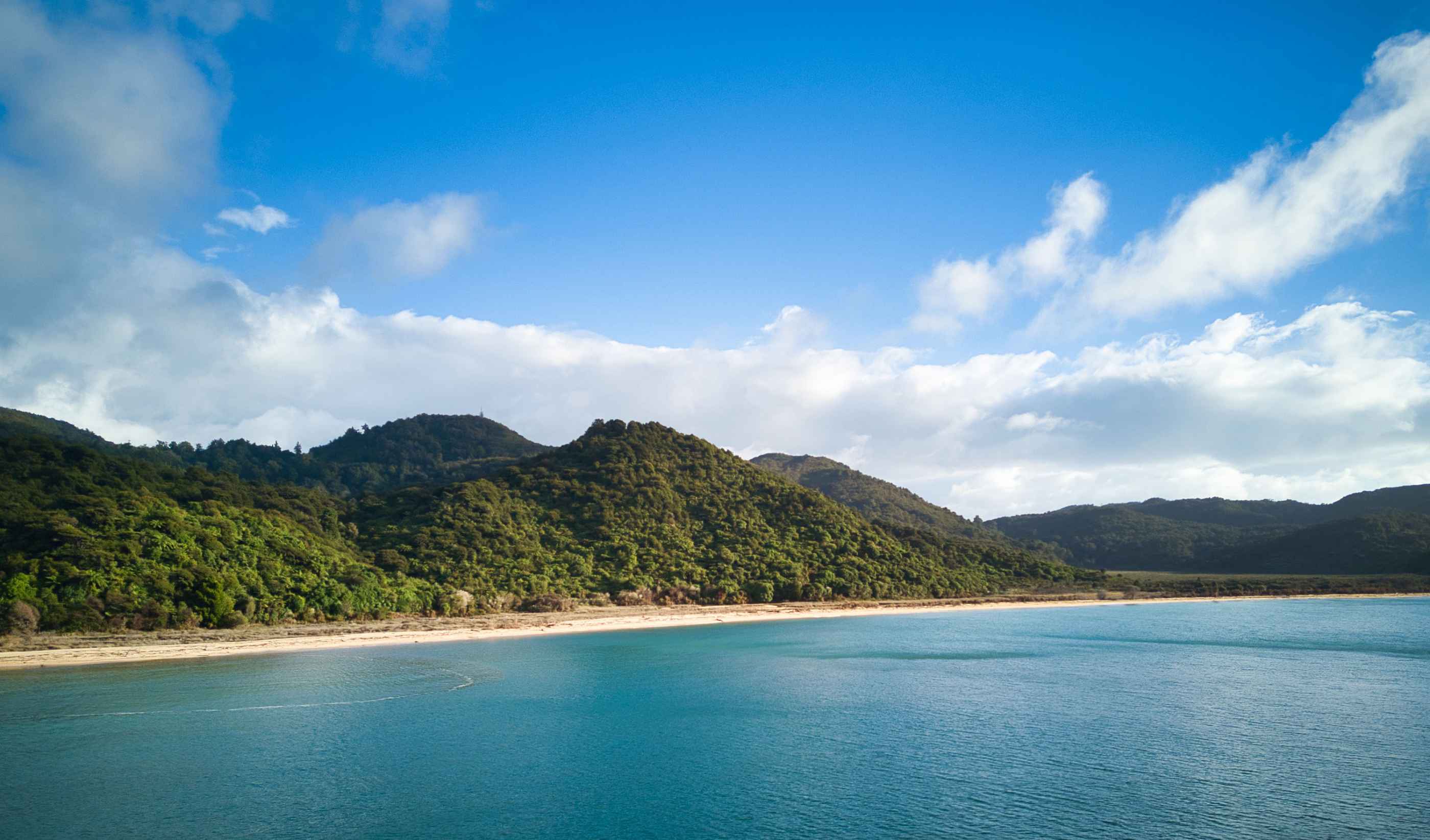 Vue en drone de l'Abel Tasman Coast Track