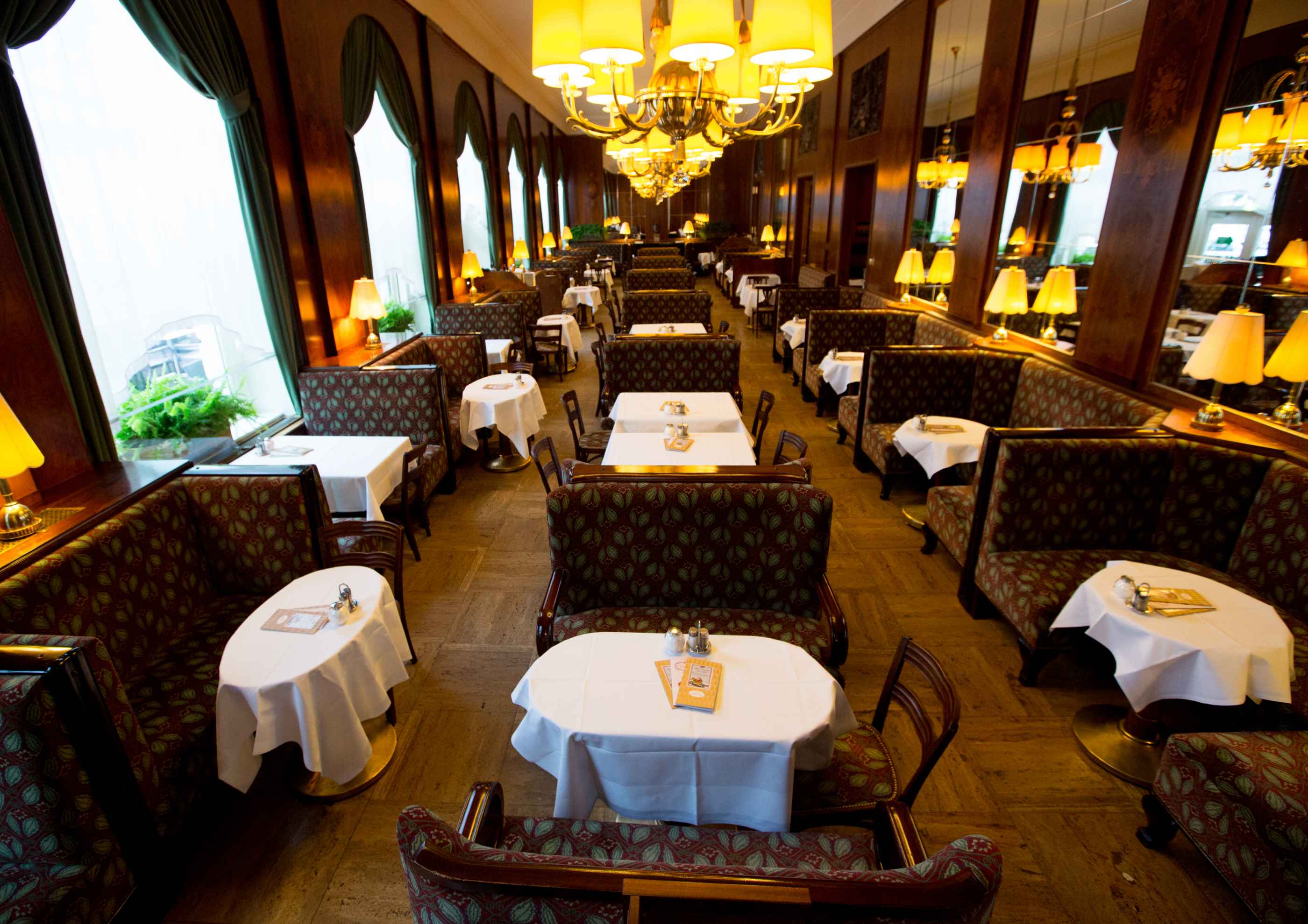 L'intérieur du café Landtmann à Vienne