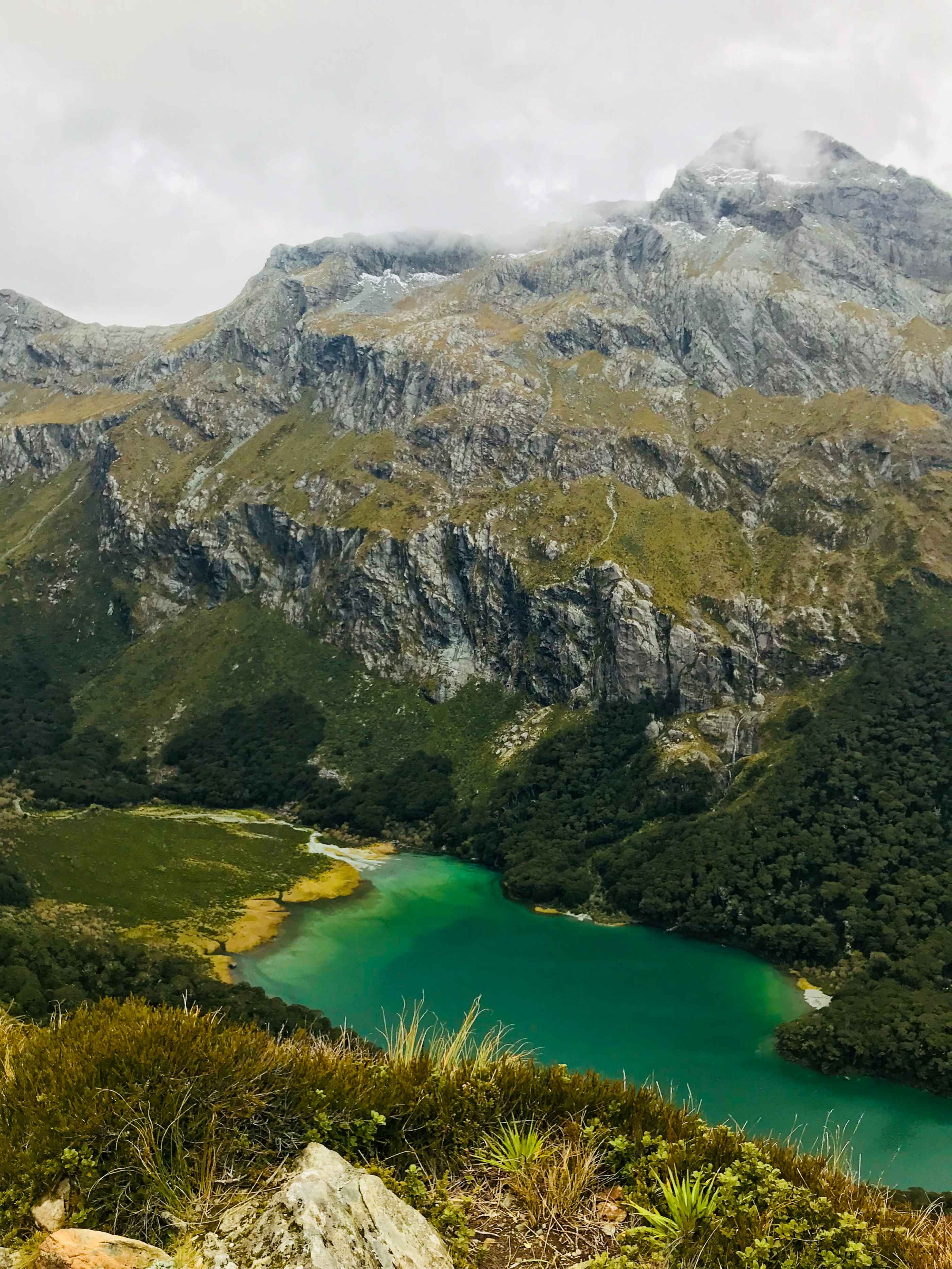 Lake Mackenzie vu de la Routeburn Track